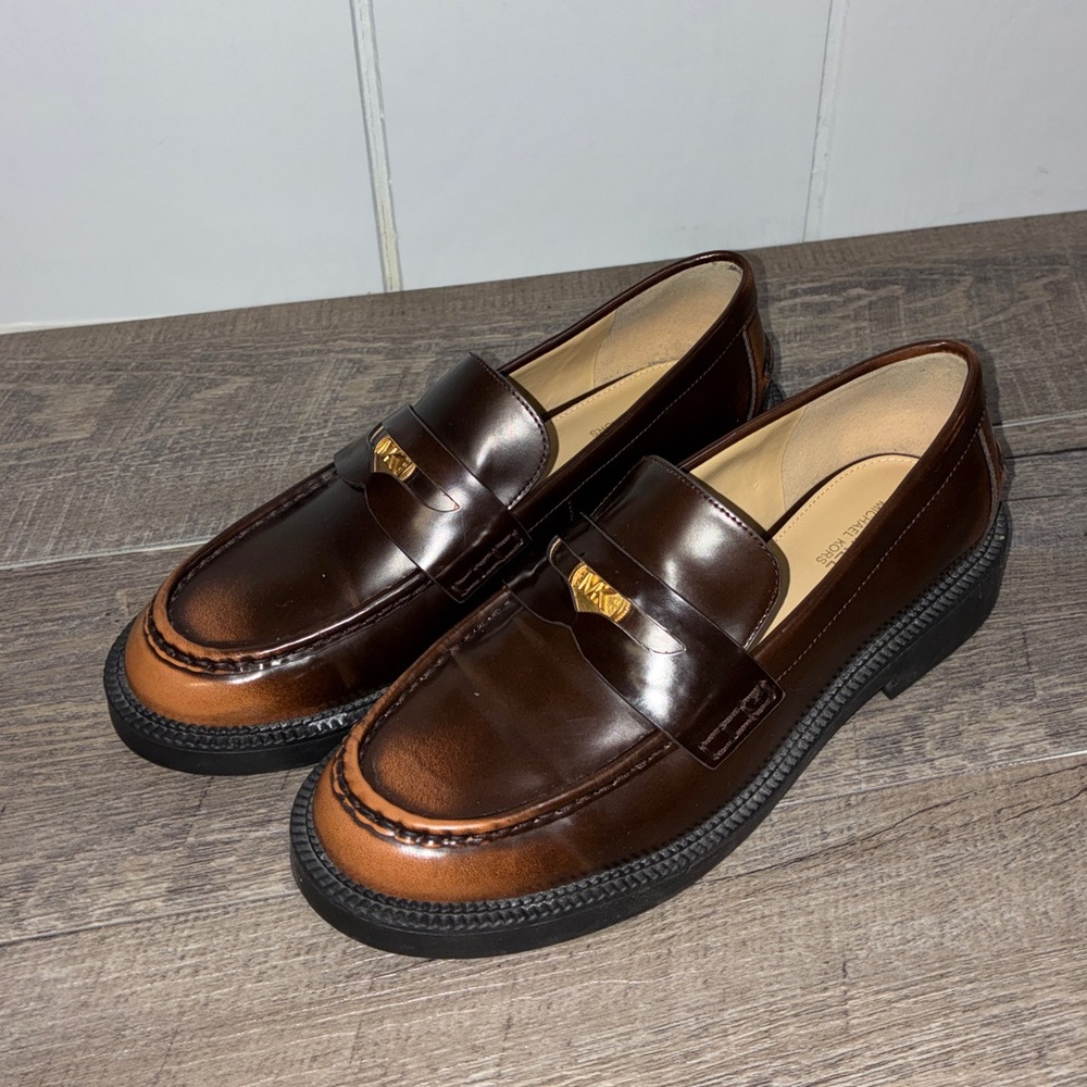 Michael Kors Eden Burnished Leather Loafer - womens size 6